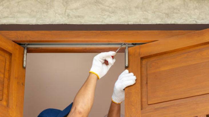 Soğukta donan kapı kilidi için muhteşem hile Vazelin bu işin sırrı, tık diye açılıyor