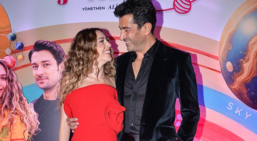 Sinem Kobal paylaştı Kenan İmirzalıoğlu ve Lalinden bahçe keyfi Sinem Kobal paylaştı Kenan İmirzalıoğlu ve Lalinden bahçe keyfi