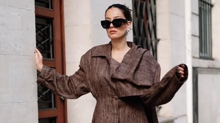 Fotoğraftaki ünlüyü tanıdınız mı Paris Moda Haftasına onur konuğu olarak katıldı