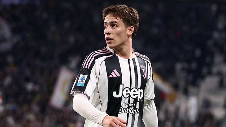 MANCHESTER UNITED İSTİYOR