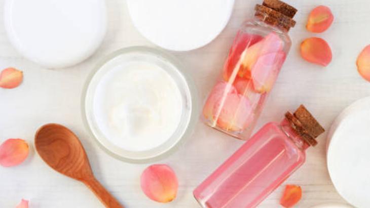 SAÇ KABARMASI İÇİN MASKE