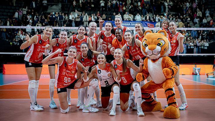 SEYİRCİ SAYISI 3 BİN 600