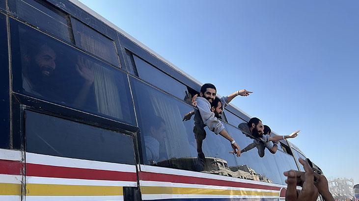 İsrailin serbest bıraktığı Filistinli esirlerin bir kısmı Gazzeye ulaştı