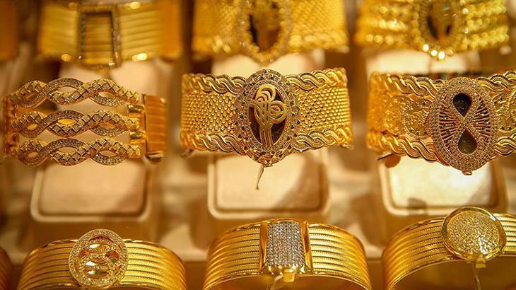 ALTIN FİYATLARI ANLIK 14 EKİM 2025: Altın fiyatları bir kez daha rekor tazeledi Bugün 1 gram altın, çeyrek altın, tam altın, 22 ayar altın, Cumhuriyet altını, ons altın ne kadar, kaç TL İşte serbest piyasada altın alış ve satış fiyatları son durum... ALTIN FİYATLARI ANLIK 14 EKİM 2025: Altın fiyatları bir kez daha rekor tazeledi Bugün 1 gram altın, çeyrek altın, tam altın, 22 ayar altın, Cumhuriyet altını, ons altın ne kadar, kaç TL İşte serbest piyasada altın alış ve satış fiyatları son durum...