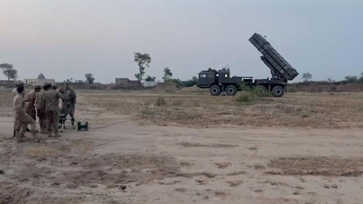 Pakistan ve Afganistan sınırındaki çatışmalar yeniden alevlendi