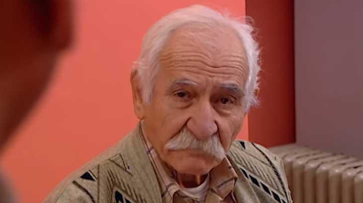 Arif Erkin Güzelbeyoğlu hayatını kaybetti Arif Erkin Güzelbeyoğlu kimdir, neden öldü Yabancı Damatın Memik dedesi Arif Erkin dizi ve filmleri...