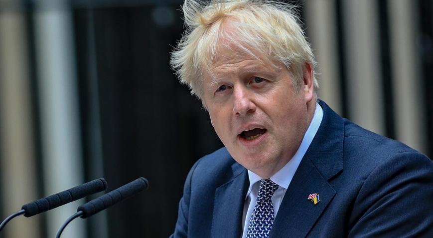Boris Johnson, kitaplarını yazarken yapay zekadan faydalandığını söyledi