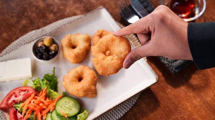 4 malzemeyle ekmeği sollayan kahvaltılık İster reçel ister sos sürün, tadına doyulmuyor