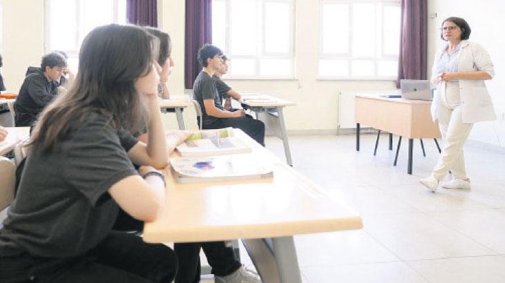 Lisede değişiklik beklemeye alındı