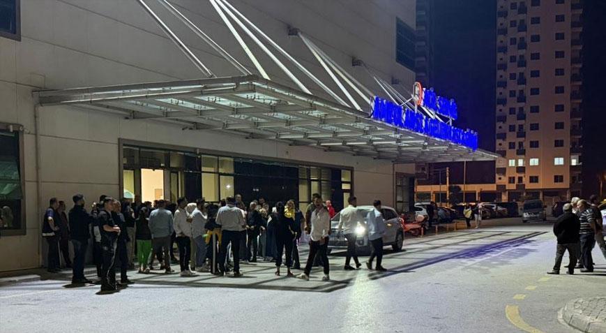 Mersin'de 14 yaşındaki çocuk babasıyla tartışan 5 kişiyi vurdu