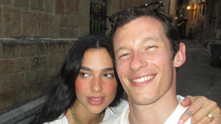 Bir kitap aşkı doğurdu İlk kez anlattı: Dua Lipa ve nişanlısı Callum Turner nasıl tanıştı