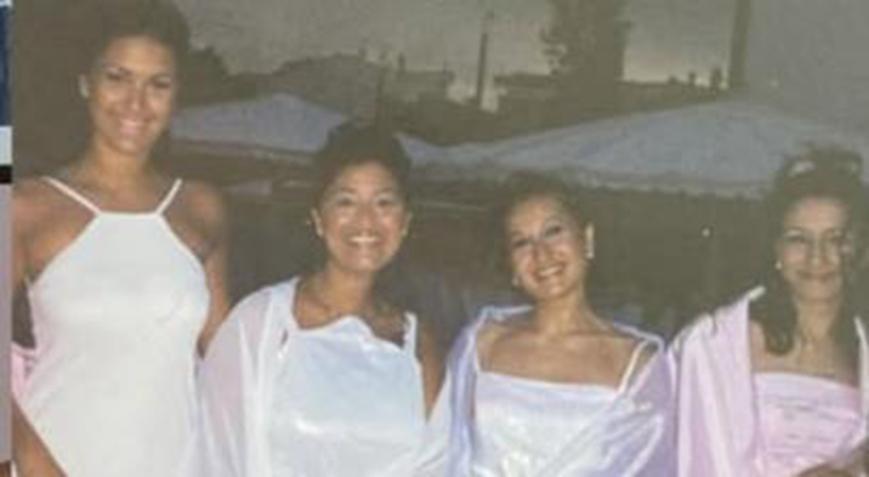 Lise hatırası gündem oldu: Bergüzar Korel hiç değişmemiş