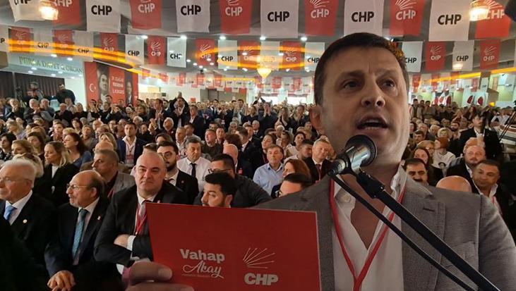 Çerkezköy Belediye Başkanı Vahap Akay'den 'CHP' isyanı: Partiden kovun beni