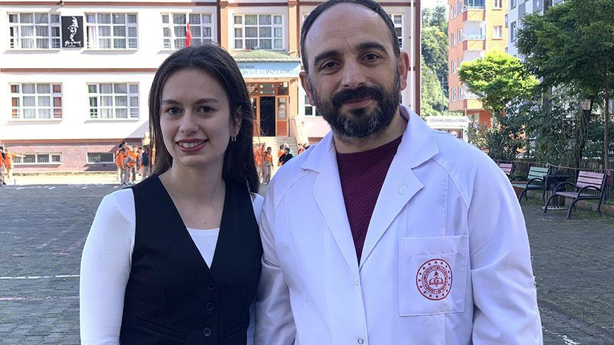 19 yıl sonra büyük heyecan! Eski öğrencisiyle aynı okulda öğretmen oldu: ‘Gurur duyuyorum’