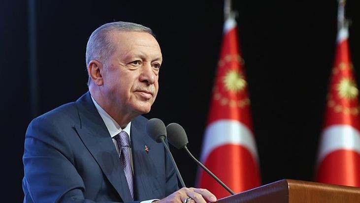 Cumhurbaşkanı Erdoğan cuma namazını Hz. Ali Camisi'nde kıldı