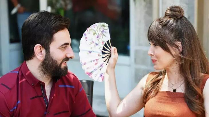 AYKUT ENİŞTE 2 FİLMİ KONUSU NEDİR AYKUT ENİŞTE 2 FİLMİ KONUSU NEDİR