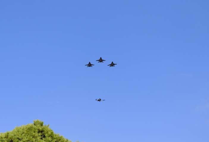 Fethiye semalarında F-16 şovu 25. Ölüdeniz Hava Oyunları’nda gökyüzü kırmızı-beyaza boyandı