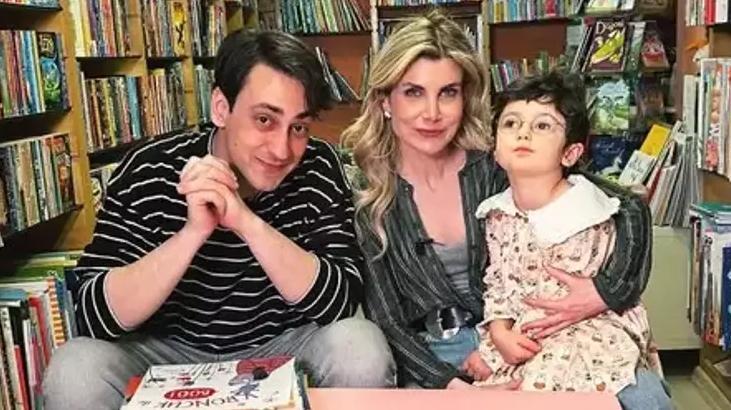 Ayrılsak da beraberiz Kızları Müjganın doğum gününü beraber kutladılar