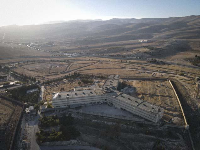 Dünyanın en korkunç hapishanesi müze oluyor Ölüm Merkezi olarak anılan Sednaya’da tarihin en karanlık kapısı açılıyor