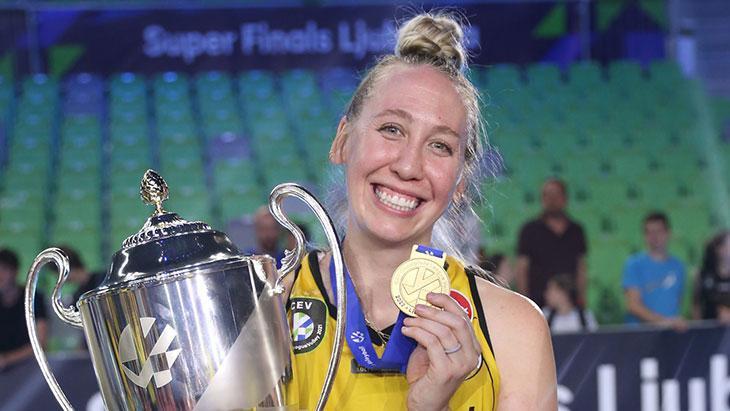 ZEHRANIN TAKIM ARKADAŞI BARTSCH-HACKLEY ASİSTAN KOÇ ZEHRANIN TAKIM ARKADAŞI BARTSCH-HACKLEY ASİSTAN KOÇ