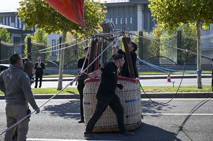 Cumhuriyet coşkusu gökyüzüne taşındı Bayraklı balonlar Ankara semalarında Cumhuriyet coşkusu gökyüzüne taşındı Bayraklı balonlar Ankara semalarında