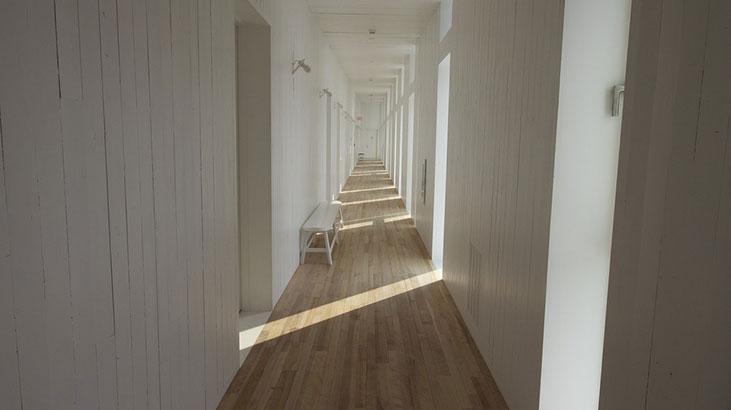 Buharlı temizlik o kadar da iyi değilmiş Aşırı ilgi parkeleri bitiriyor