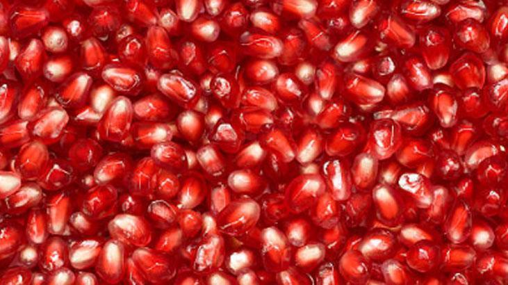 Tezgahlarda yerini alan süper meyve Bu tarif yaz-kış tüketiliyor, işte nar pestili Tezgahlarda yerini alan süper meyve Bu tarif yaz-kış tüketiliyor, işte nar pestili