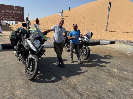15 yıl biriktirdi 250 bin kilometre yol gidip, hayaline kavuştu