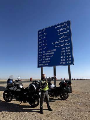 15 yıl biriktirdi 250 bin kilometre yol gidip, hayaline kavuştu