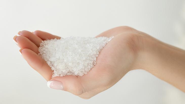 Buzdolabının üzerine bırakıyorlar İngilizlerin dikkat çeken tuz formülü, işte sebebi