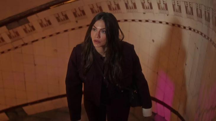 Eşref Rüyanın yıldızı Demet Özdemirden heyecanlandıran paylaşım Eşref Rüyanın yıldızı Demet Özdemirden heyecanlandıran paylaşım