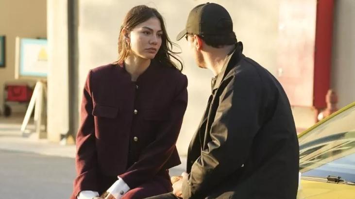 Eşref Rüyanın yıldızı Demet Özdemirden heyecanlandıran paylaşım Eşref Rüyanın yıldızı Demet Özdemirden heyecanlandıran paylaşım