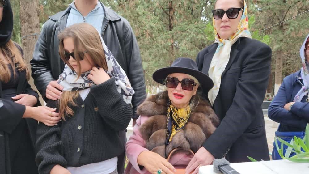 Banu Alkanın acı günü Kardeşini gözyaşlarıyla toprağa verdi