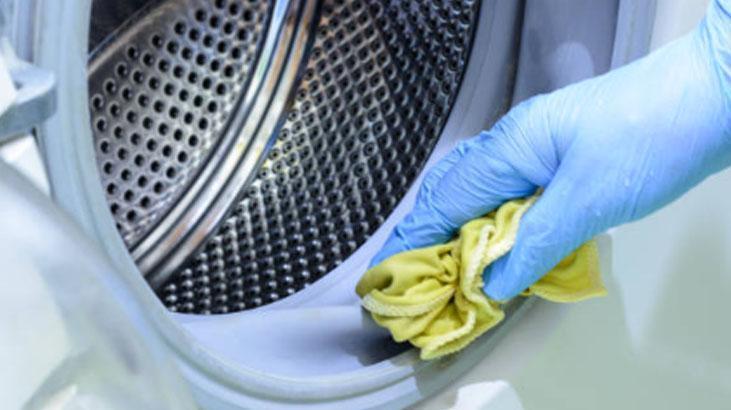 Deterjan kalıntısına yer yok Makinedeki küfü tek hamlede çıkarttı: O tableti koyun