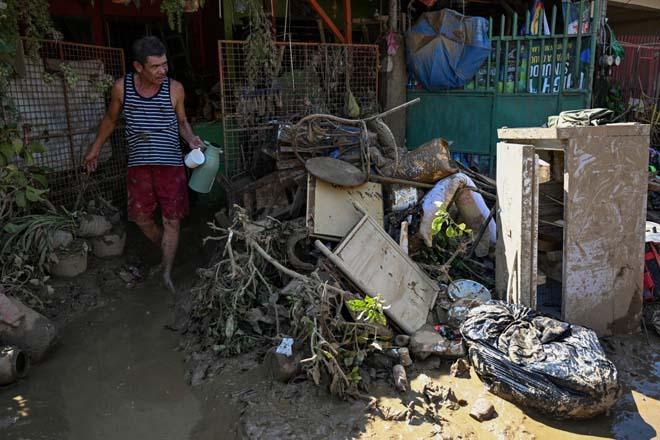 Filipinler kabusu yaşıyor Kalmaegi Tayfununda can kaybı artıyor, haber alınamayanlar var