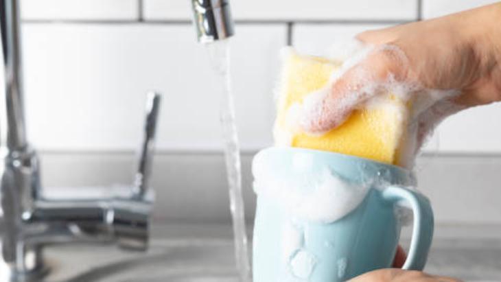 BULAŞIK YIKAMADA BEYAZ SABUN BULAŞIK YIKAMADA BEYAZ SABUN