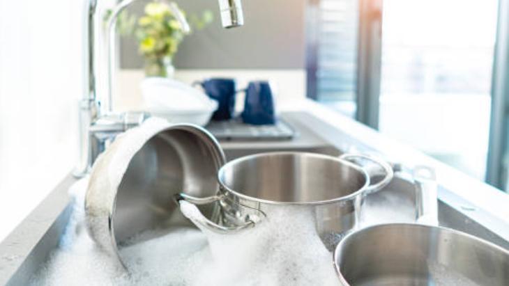 3. YAĞ VE KİRLERİ ETKİLİ TEMİZLER 3. YAĞ VE KİRLERİ ETKİLİ TEMİZLER