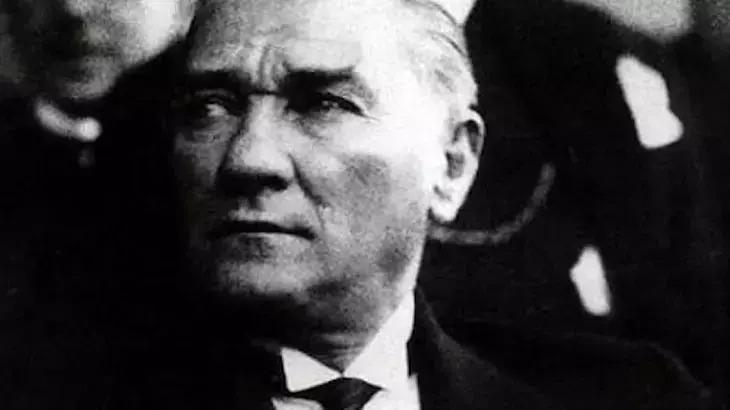 ATATÜRK SÖZLERİ RESİMLERİ 2025: 10 Kasım Atatürkü Anma Günü için Atatürk sözleri Görülmemiş Atatürk resimleri ile görselleri...
