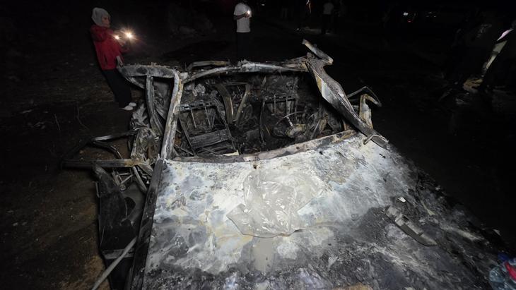 İsrail ordusu, Lübnanın güneyinde bir araca hava saldırısı düzenledi