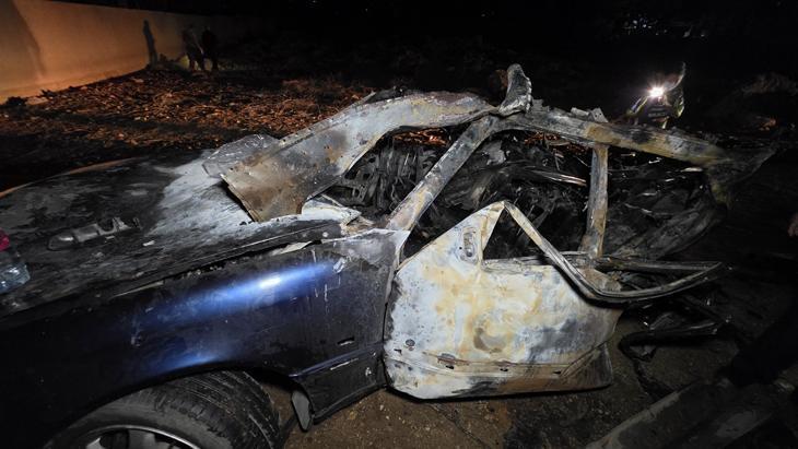 İsrail ordusu, Lübnanın güneyinde bir araca hava saldırısı düzenledi