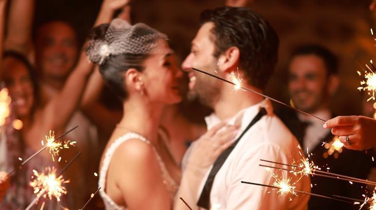 Eşinin doğum gününde aşka geldi Seni seviyorum