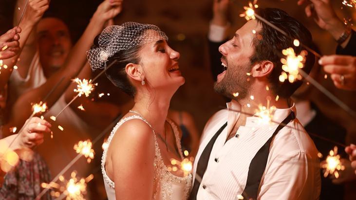 Eşinin doğum gününde aşka geldi Seni seviyorum