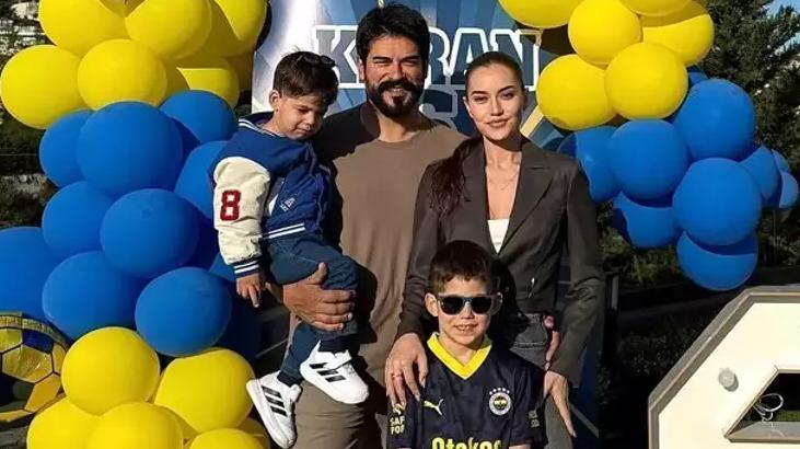 Boğaz keyfi yaptılar Ünlü oyuncudan mutlu aile pozu