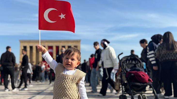 10 Kasımda Anıtkabire ziyaretçi akını