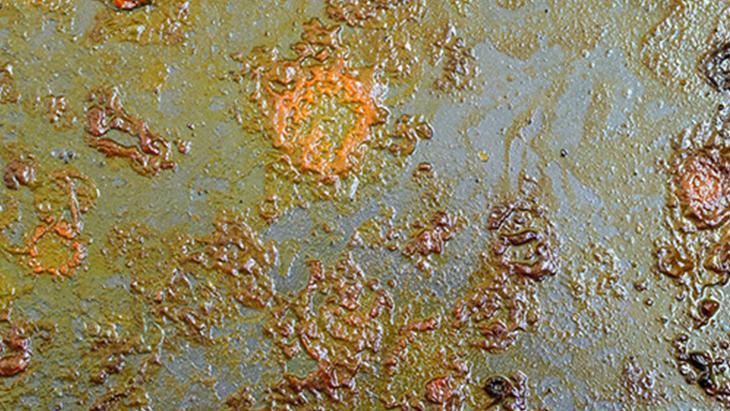 En iyi yağ sökücü evdeymiş Mutfak dolaplarını böyle temizleyin, farkı görün