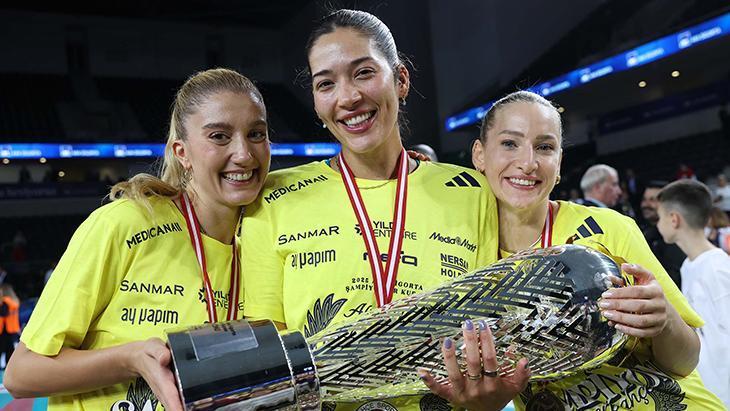 MÜTHİŞ VOLEYBOL İZLETTİK
