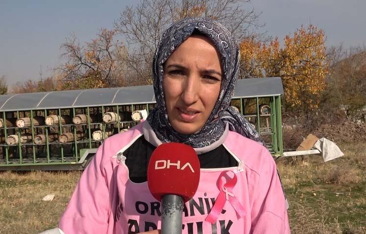 Van’da pembe kıyafetli kadın arıcılar Hem bal üretiyorlar hem de farkındalık