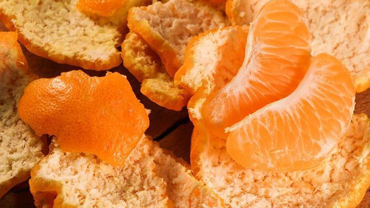 5- Karpuz kabuğu: Cildi yenileyen gizli güç