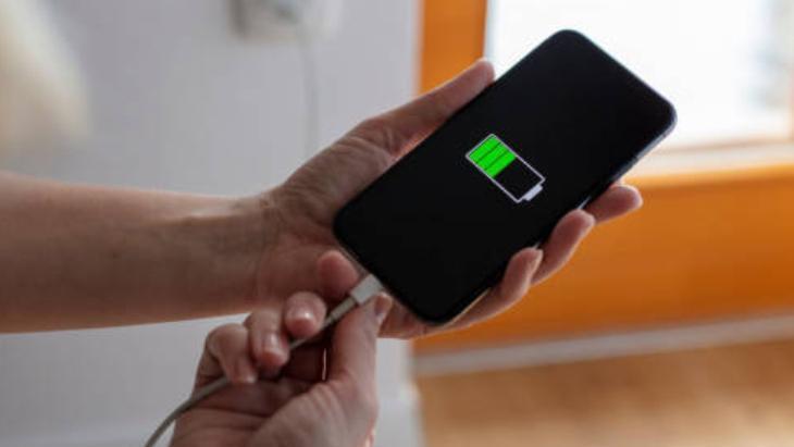 BASİT ALIŞKANLIKLARLA 8 YIL DAYANAN TELEFON