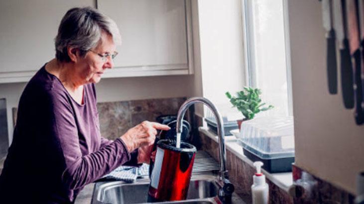 Su ısıtıcısında kireç mi birikiyor İngilizlerin limon yöntemi hayat kurtarıyor